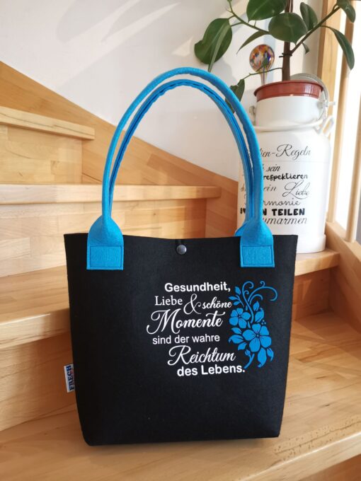 Gesundheit, Liebe u. schöne Momente...
