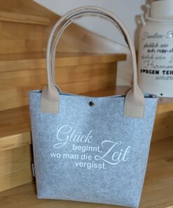 Glück beginnt,...