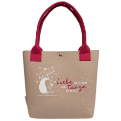 Liebe das Leben und tanze im Regen